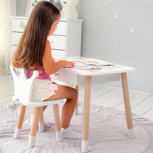 Stolik dla dziecka z szufladą biały i krzesłem korona LalaKids