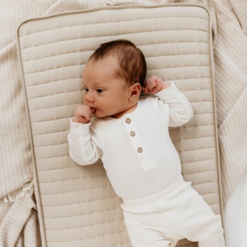 Gniazdko niemowlęce modularne z odpinanymi bokami 2 w 1 Sleepee