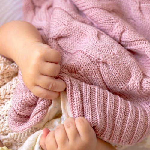 Kocyk wełna Merino Arendelle delikatny róż Amori Amori