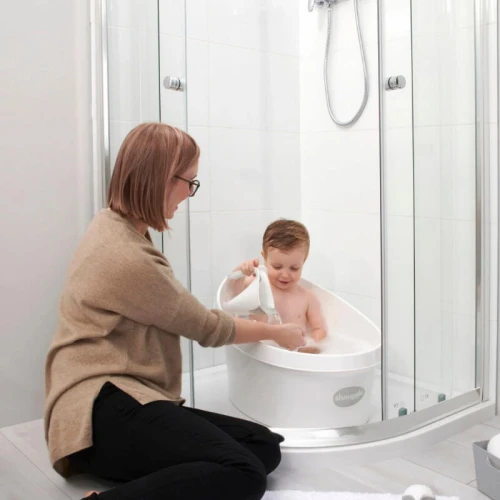 Wanienka Toddler pasuje do brodzików prysznicowych i wanien