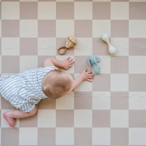 Mata piankowa EVA Checkerboard Beige - puzzle podłogowe 3 Sprouts