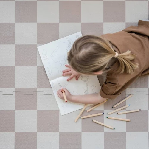 Mata piankowa EVA Checkerboard Beige - puzzle podłogowe 3 Sprouts