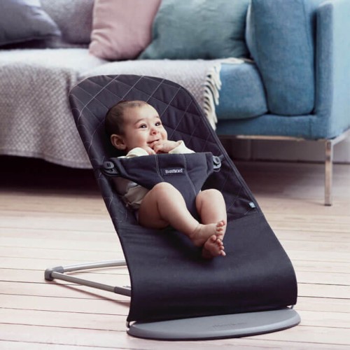 Leżaczek Bliss Cotton czarny BabyBjorn