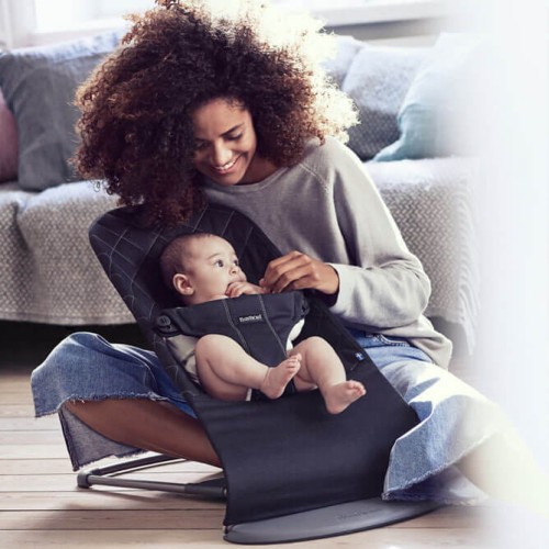 Leżaczek Bliss Cotton czarny BabyBjorn