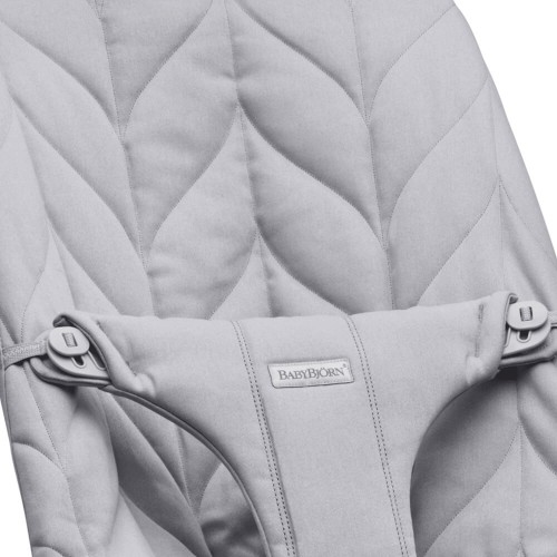 Leżaczek Bliss Cotton Petal Quilt jasny szary BabyBjorn