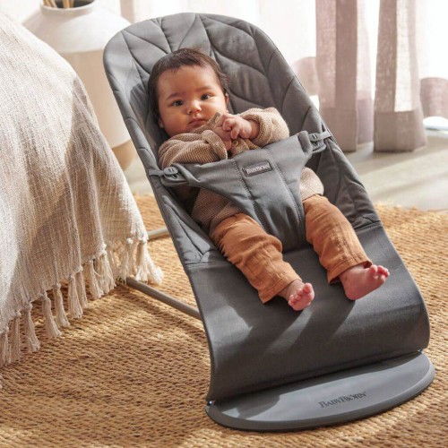 Leżaczek Bliss Cotton Petal Quilt antracyt BabyBjorn