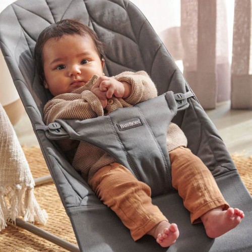 Leżaczek Bliss Cotton Petal Quilt antracyt BabyBjorn