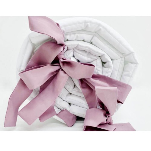 Ochraniacz do łóżeczka biały kokardy lawendowe Dolly