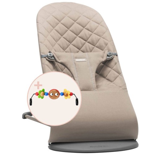 Leżaczek Bliss piaskowy szary + zabawka BabyBjorn