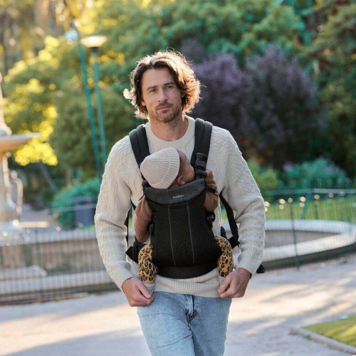 BABYBJORN - nosidełko Harmony 3D Mesh, Czarne