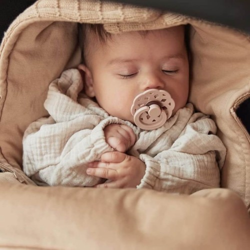 Śpiworek do fotelika i wózka PURE KNIT Biscuit Jollein