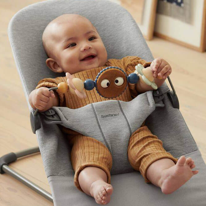 Zabawka do leżaczka Balance googly eyes pastels BabyBjorn BabyMama.pl